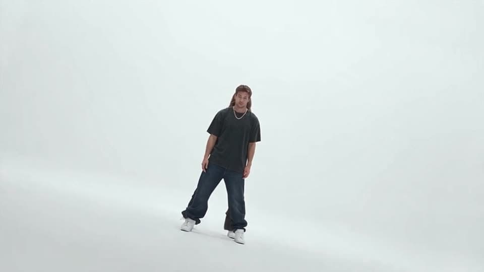 Generated NEON dance result using the example performer